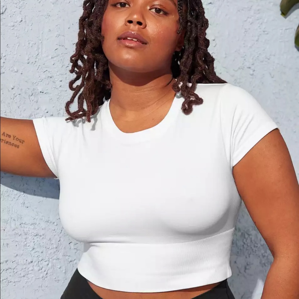 OFFLINE By Aerie Sidewalk Seamless Cropped T-Shirt